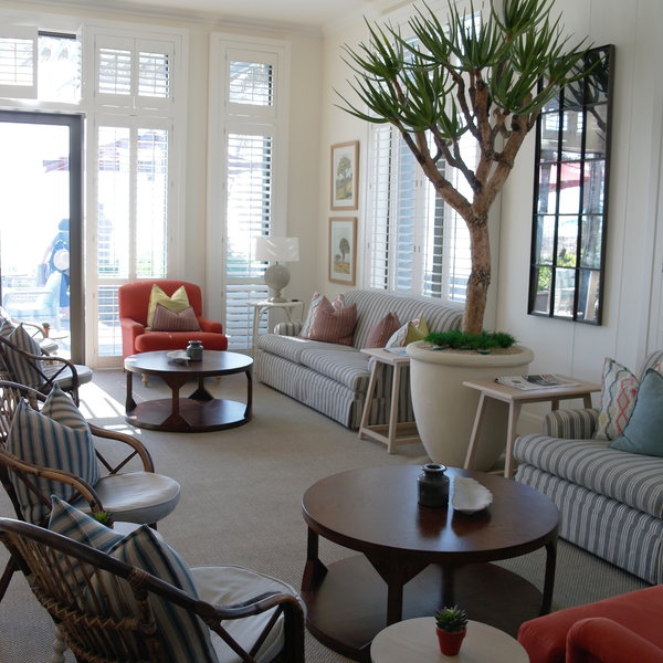 The main areas also offer several lounge areas…