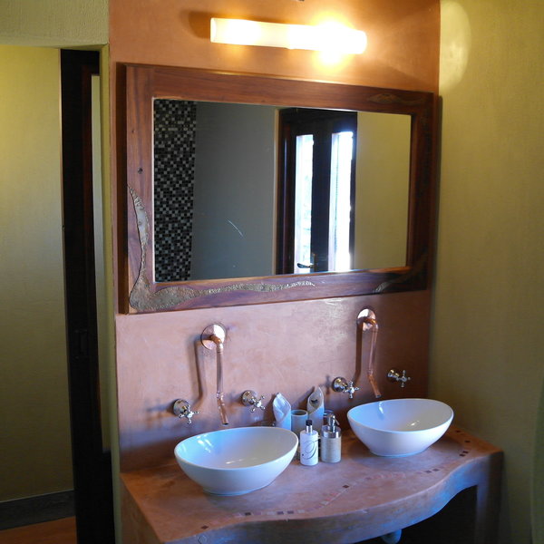 ...and an ensuite bathroom...