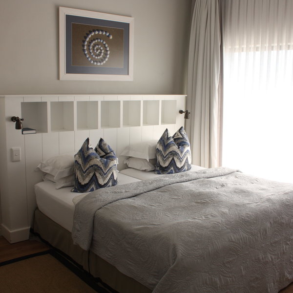 ...offering clean modern rooms...