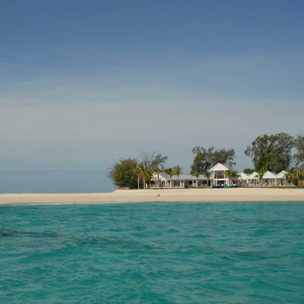 Thanda Island