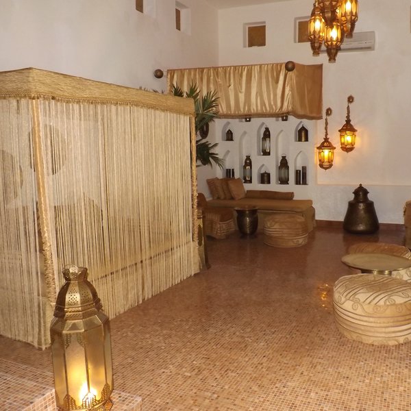 ...and the architecture is classic Swahili.
