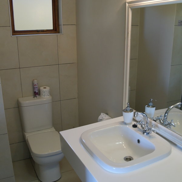 …and an en-suite bathroom.