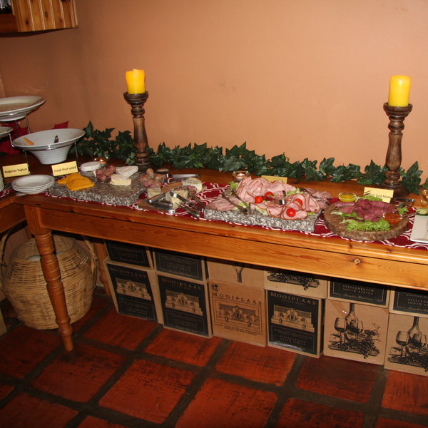 Mooiplaas Guesthouse