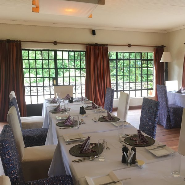 Sabyinyo Silverback Lodge