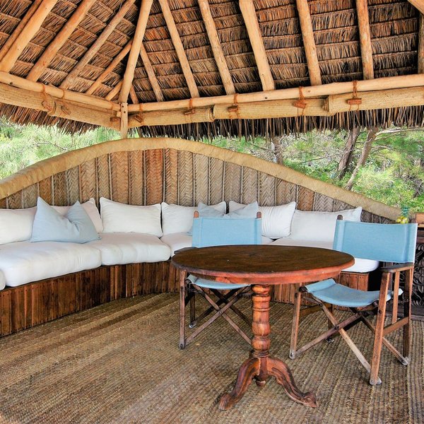 Mnemba Island Lodge