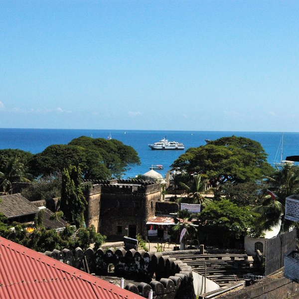 Maru Maru Hotel