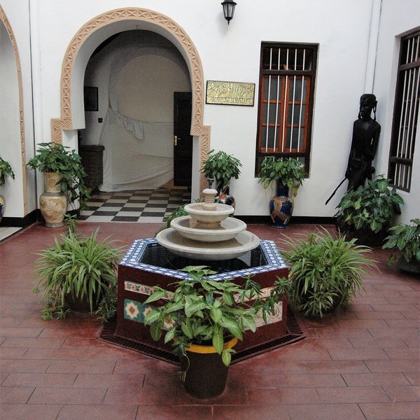 Tembo Hotel