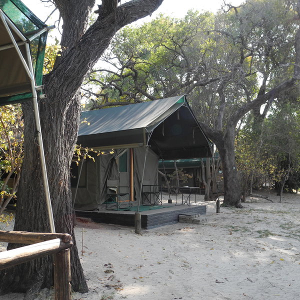 Ndhovu Safari Lodge