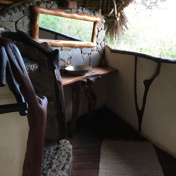 …and plumbed-in bathroom facilites.