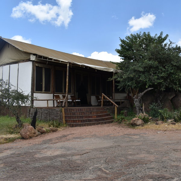 Kusini camp stands on top of a kopje in the quieter South-West Serengeti.