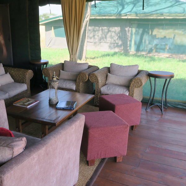 ... with plenty of comfy sofas and views of the Serengeti.