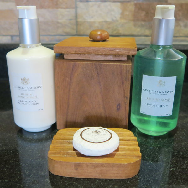 ... and complimentary toiletries.