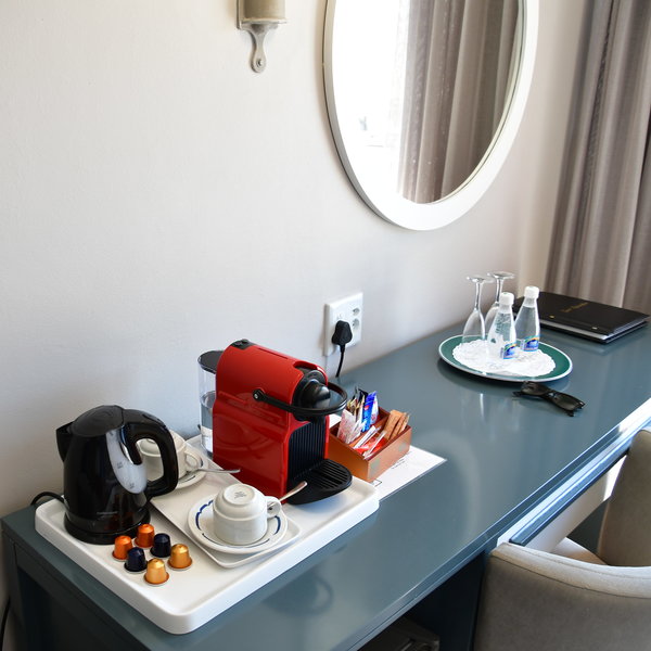 Nest Hotel