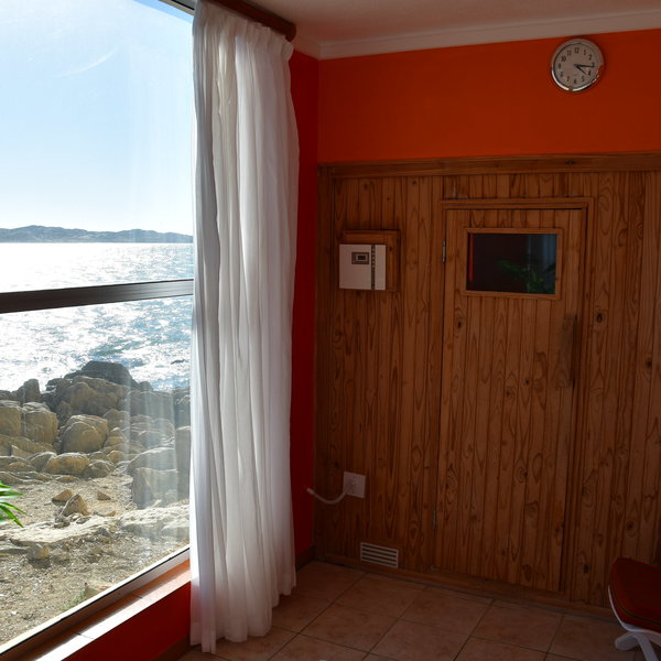 Nest Hotel