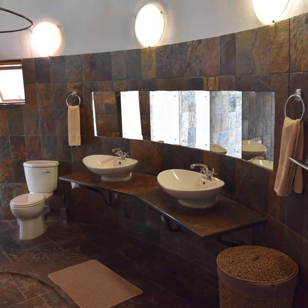 Thamalakane River Lodge