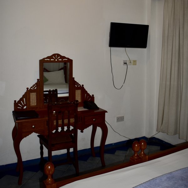 ... all come with a dressing table and flatscreenTV ...