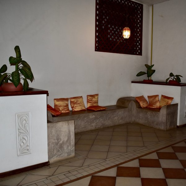 ... and there are plenty of Baraza benches and seating areas dotted around the hotel.
