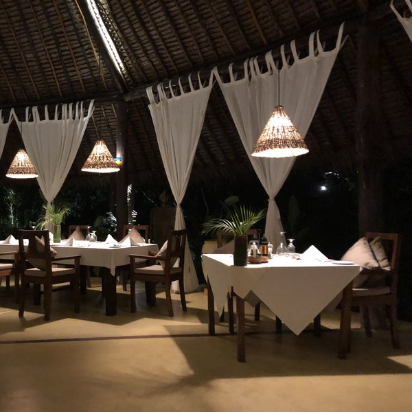 Zanzi Resort