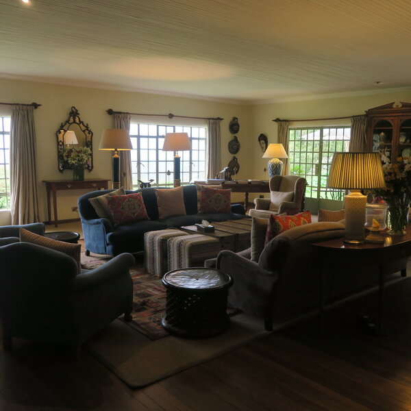 Sabyinyo Silverback Lodge