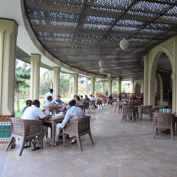 Serena Hotel Dar