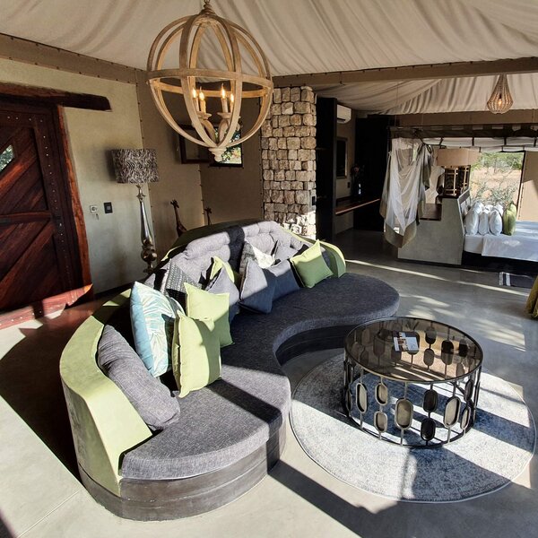 Etosha Oberland Lodge