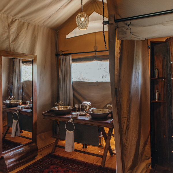 Mara Expedition Camp