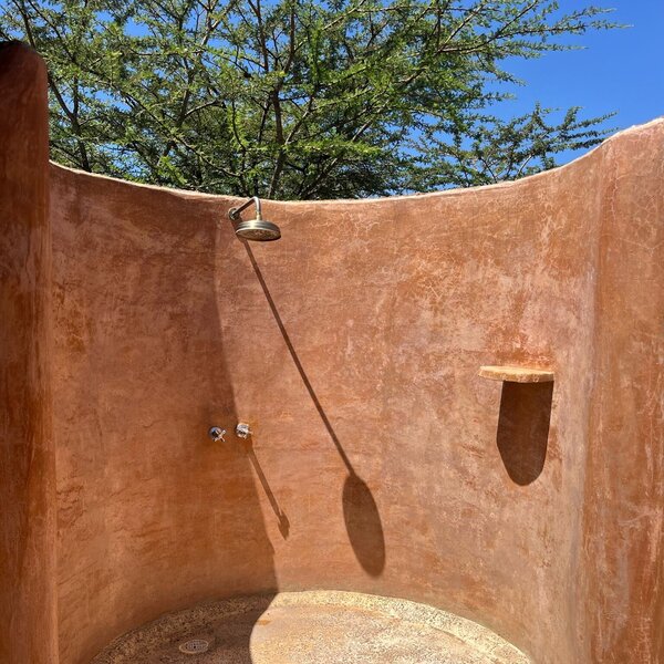 Basecamp Leopard Hill