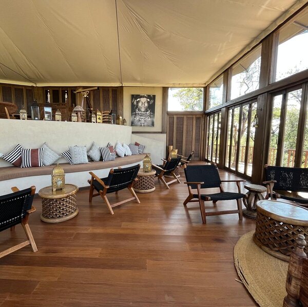 Hemingways Ol Seki Mara
