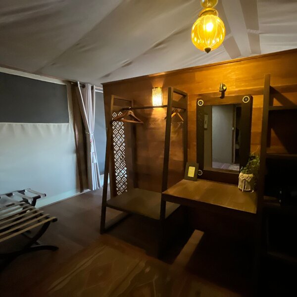 Larsens Tented Camp