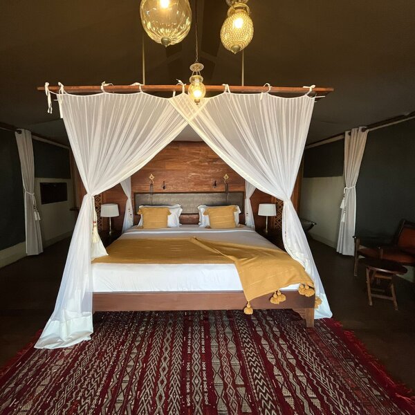 Larsens Tented Camp