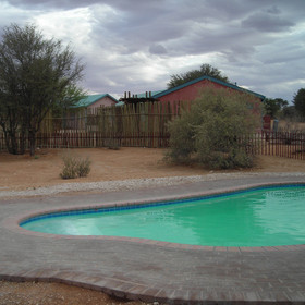 and a pool for a quick dip after spending the day game-viewing.