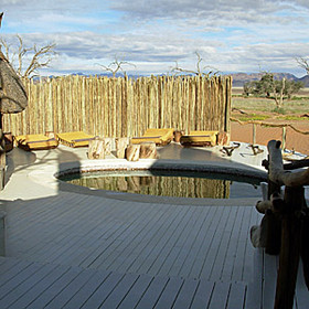 ...with views across the desert...