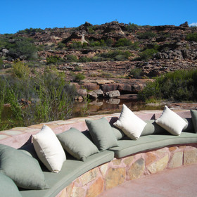 ...with tasteful decorated lounge areas...