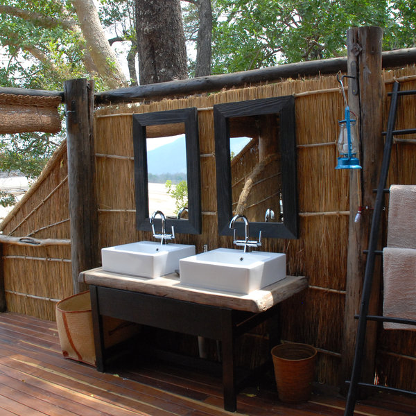 Chamilandu Bushcamp